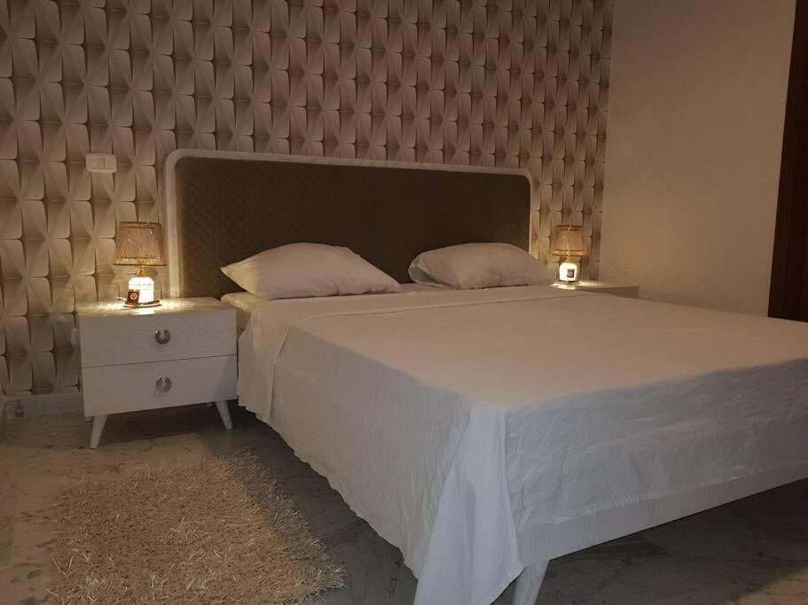 Lovely Apartment Near Tunis Mall - Lac2 Tunis Buitenkant foto